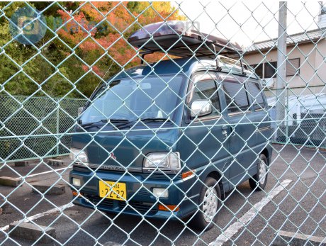 和泉 484 き 2222, Mitsubishi Bravo