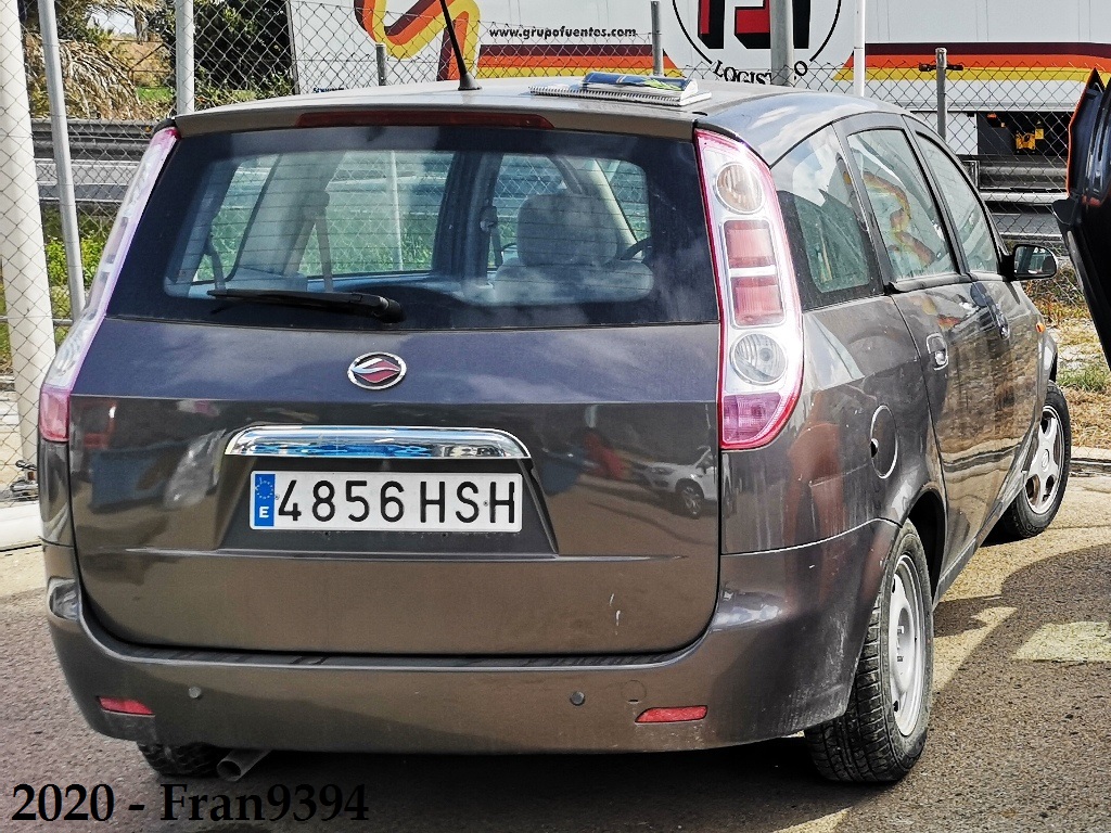 4856 HSH, Landwind Fashion 