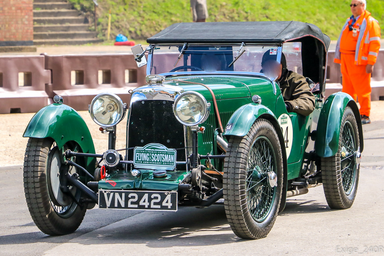 VN2424, Aston Martin International 