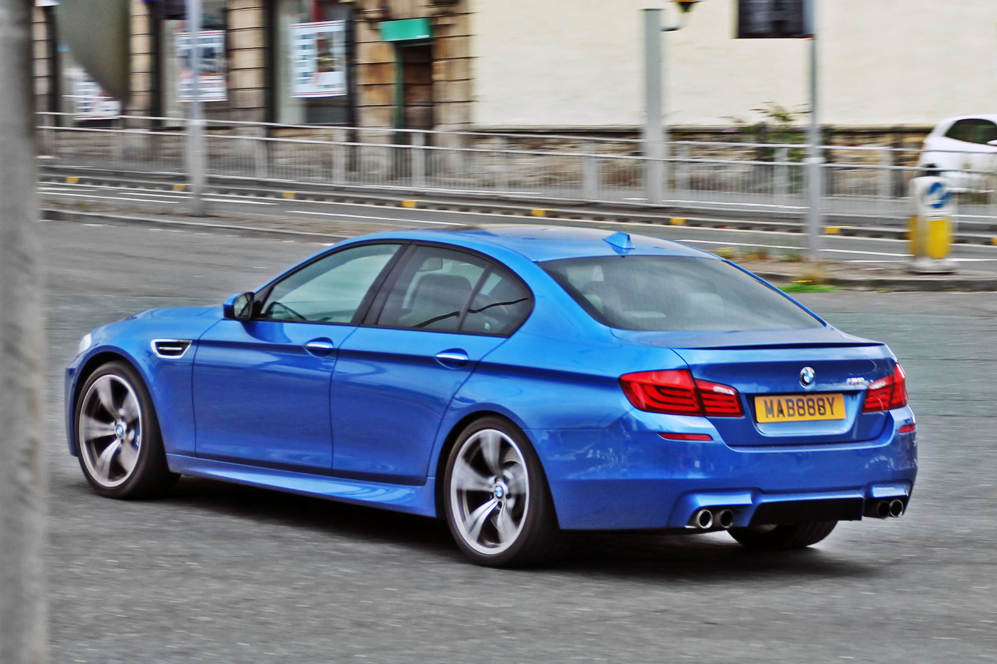 MAB888Y, BMW M5 5th  gen (F10), 2011–2016