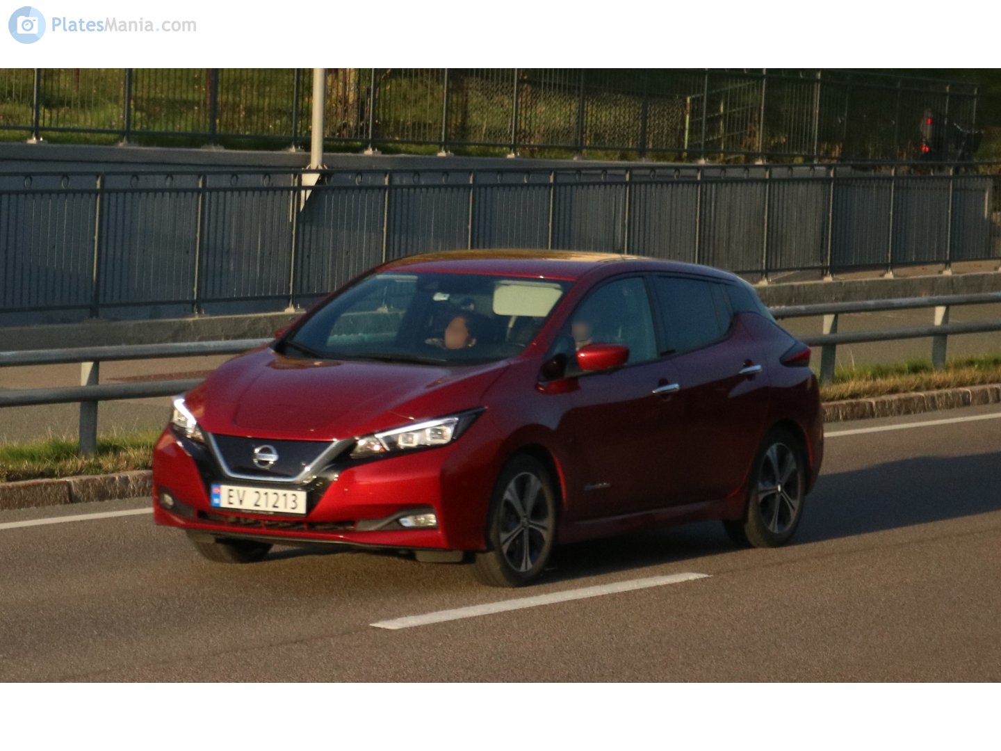 EV 21213, Nissan Leaf 2nd gen (ZE1), 2017–