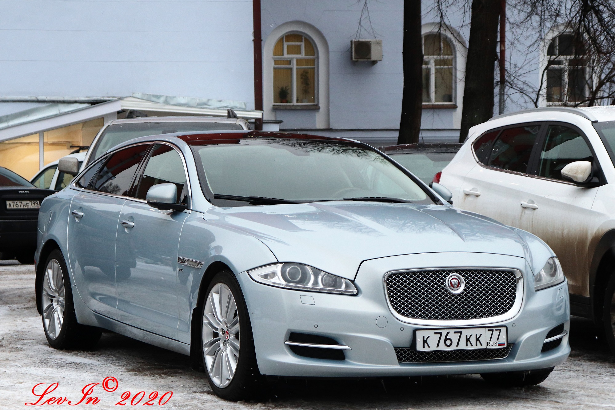 к 767 кк 77, Jaguar XJ 6th gen (X351), 2009–2019
