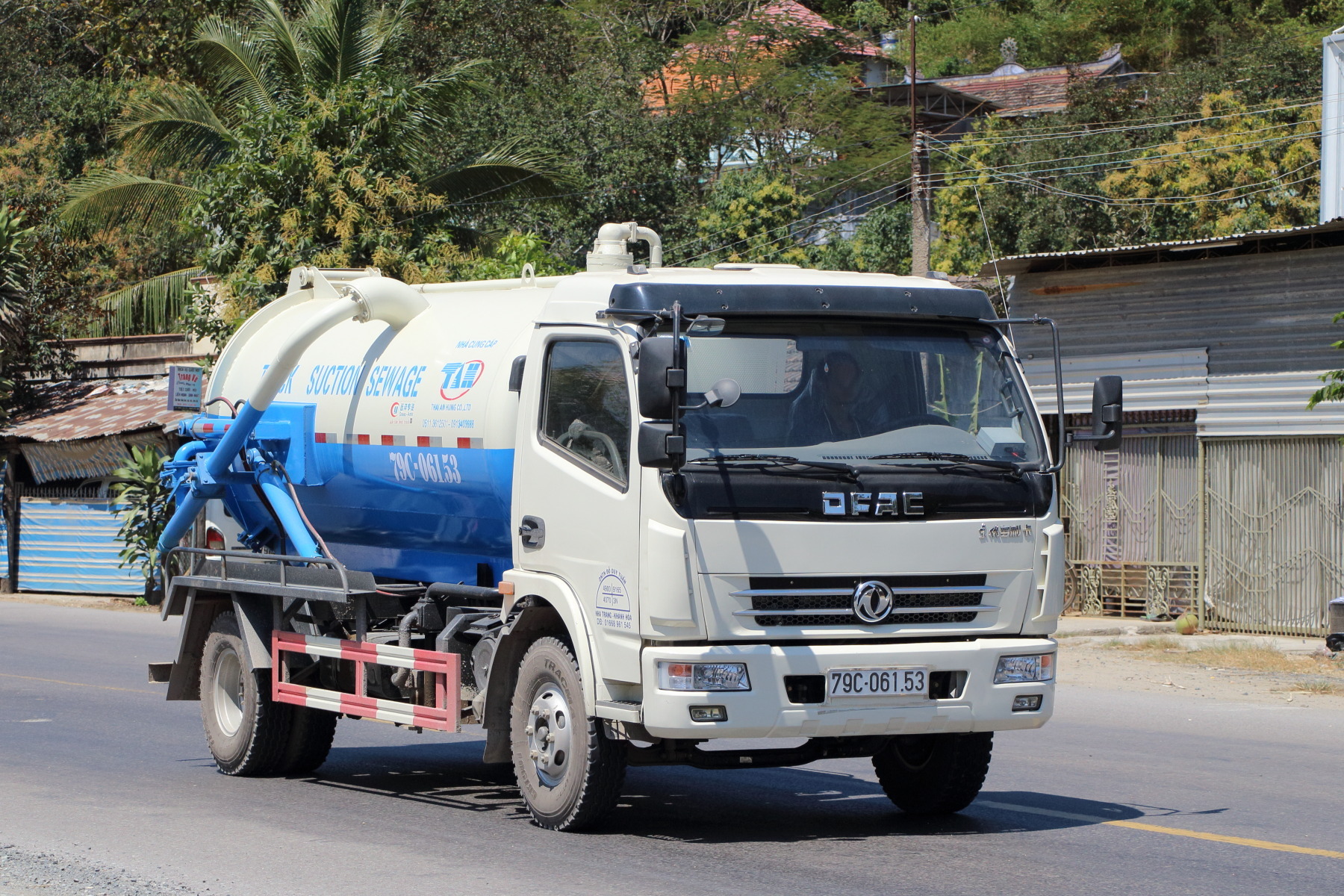79C-061.53, DongFeng DFAC Duolika 