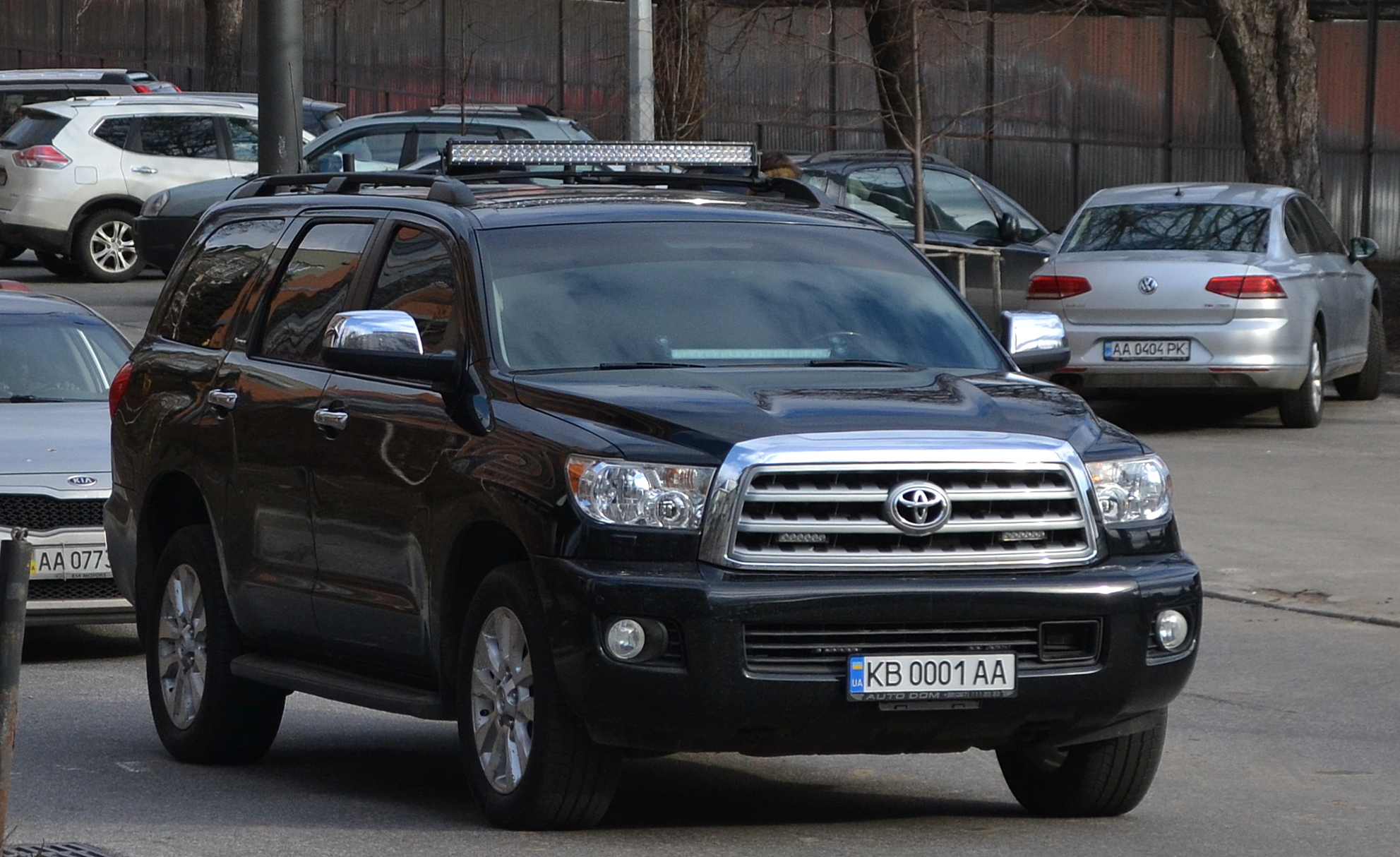 KB 0001 AA, Toyota Sequoia 2nd gen (XK60), 2007–2022