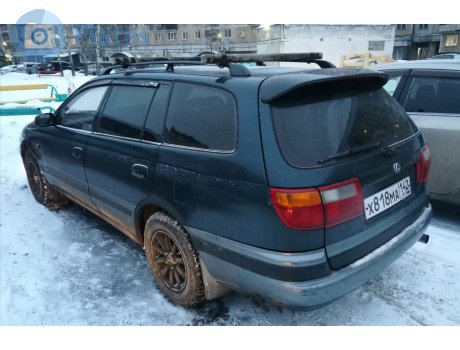 х818ма142, Toyota Caldina