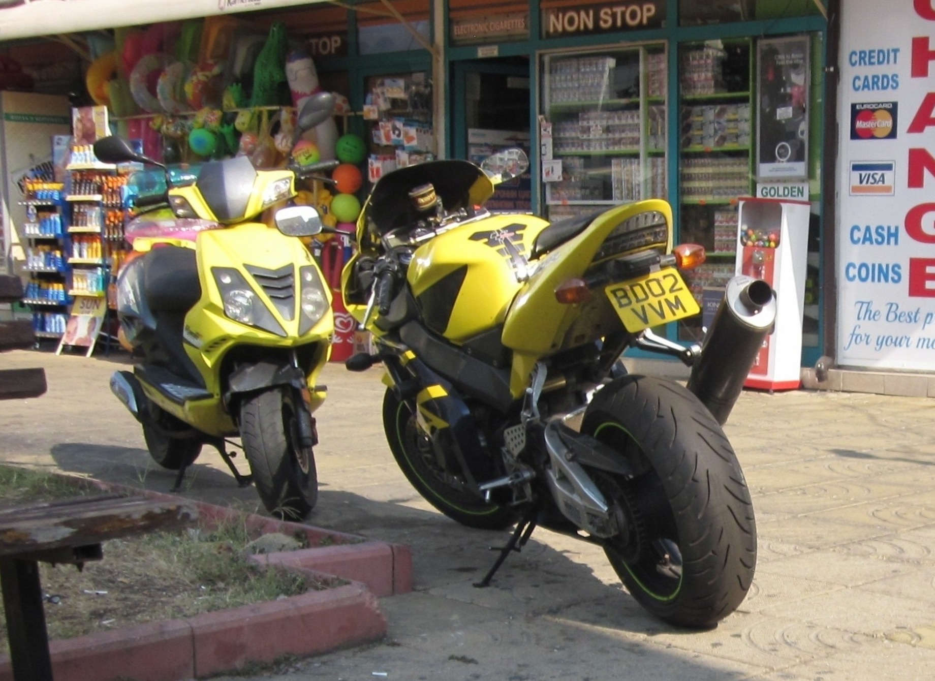 BD02VVM, Honda CBR Series 900RR (SC50/954), 2002–2003