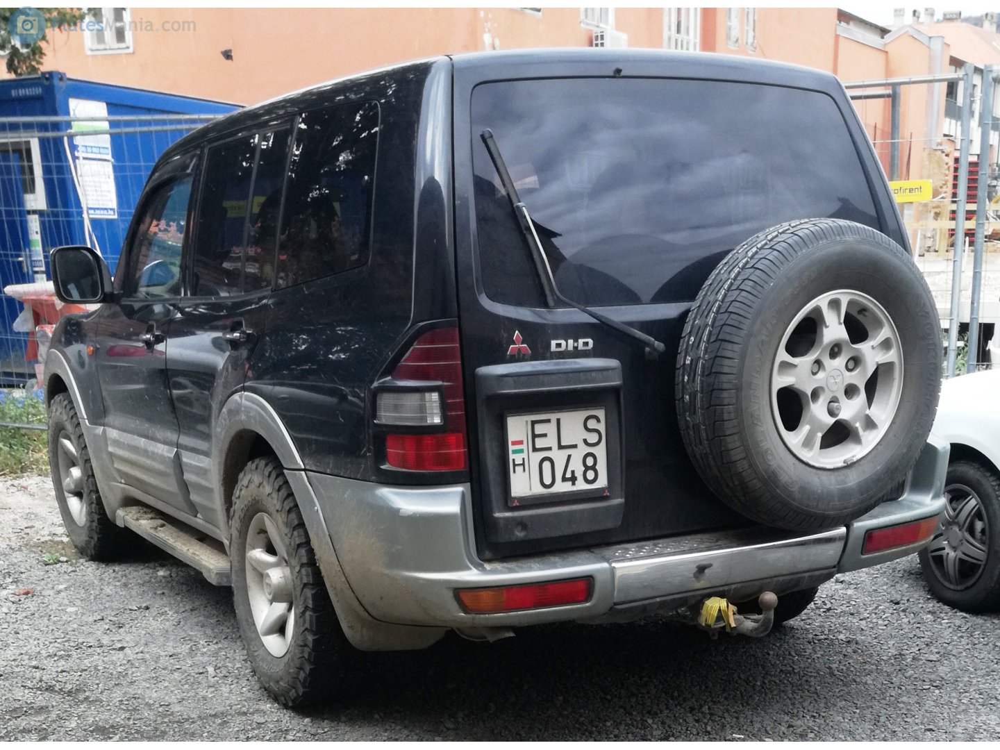 ELS-048, Mitsubishi Pajero 3rd gen 5-door SUV (V70/NM/NP), 1999–2006 (–2011 for CN-market)