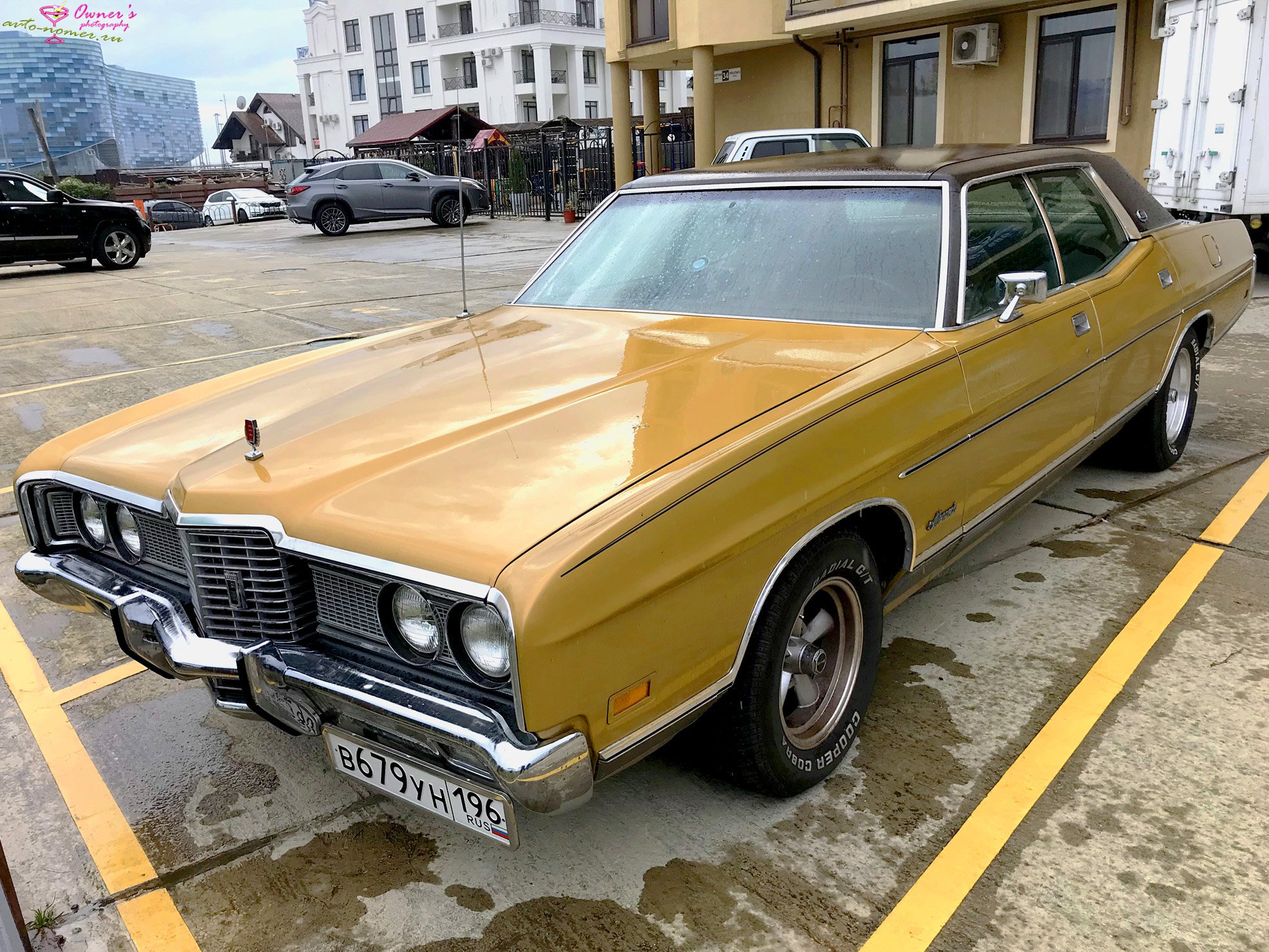 в 679 ун 196, Ford LTD 