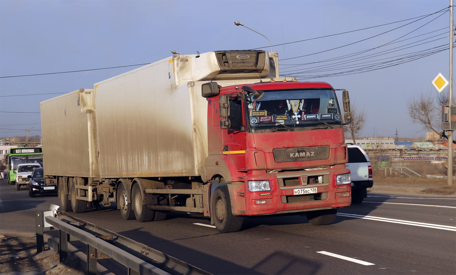 у 075 вс 138, KamAZ 6520 65208, 2017–