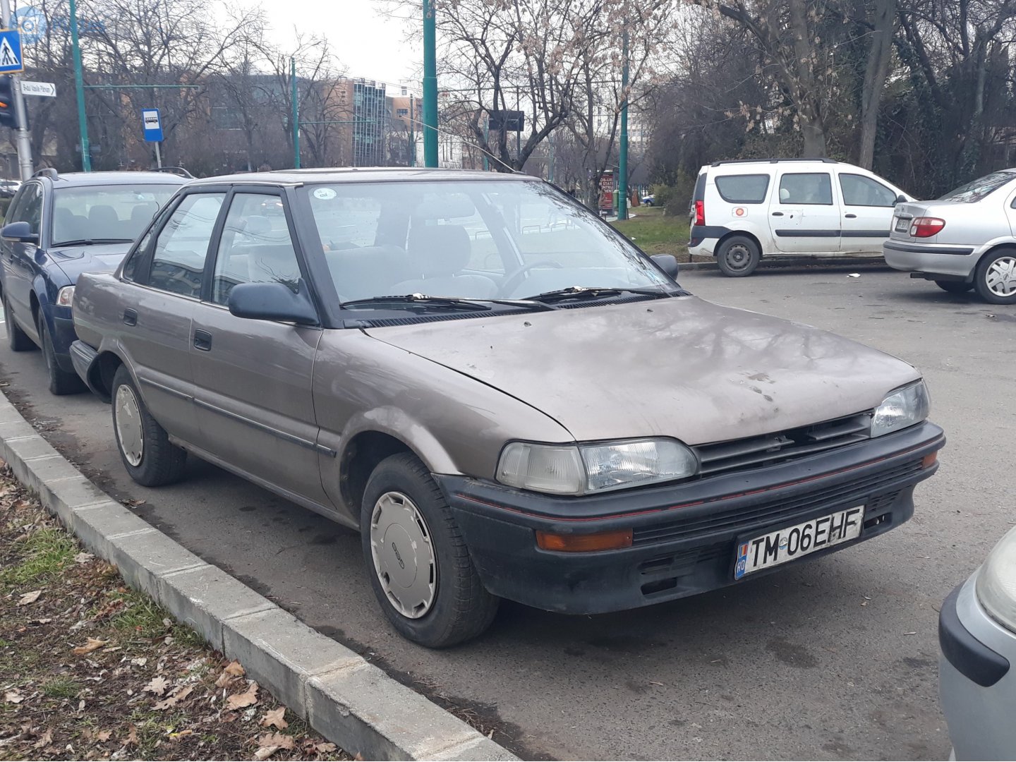 TM 06 EHF, Geo Prizm 1st gen Sedan (E90), 1990–1992