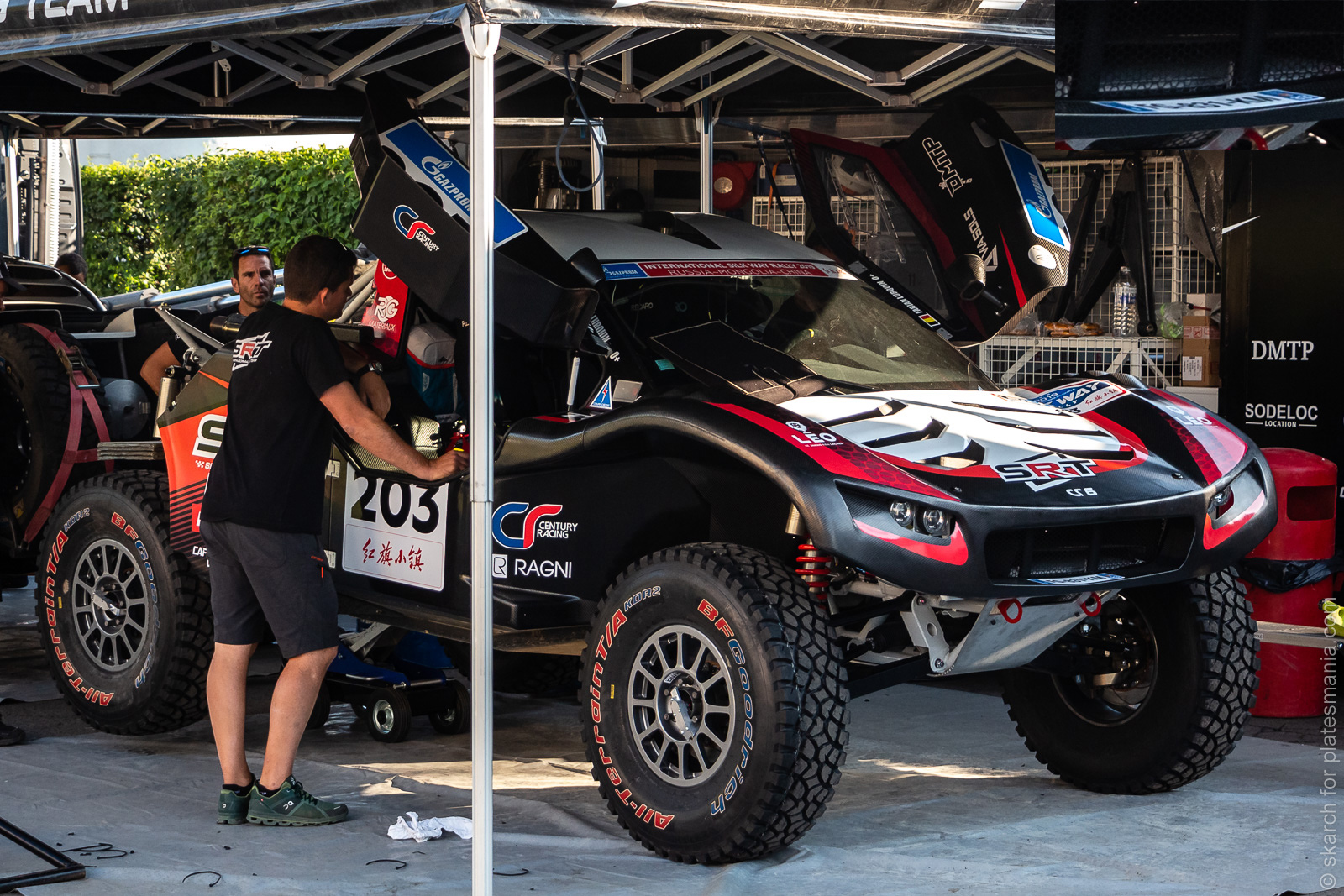 FG-831-KM, Century Racing CR6 