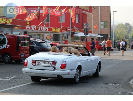 BL 111000, Rolls-Royce Corniche