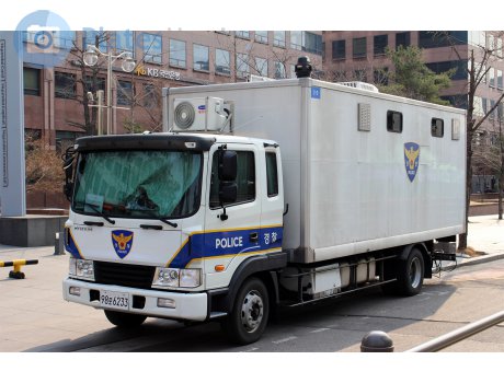 98로 6233, Hyundai Mega Truck