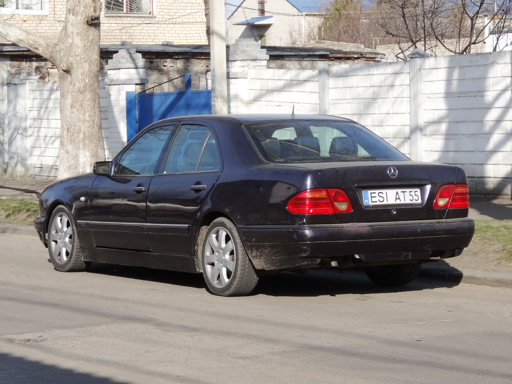 ESI AT55, Mercedes-Benz E-Klasse 2nd gen Sedan (W210), 1995­–2002
