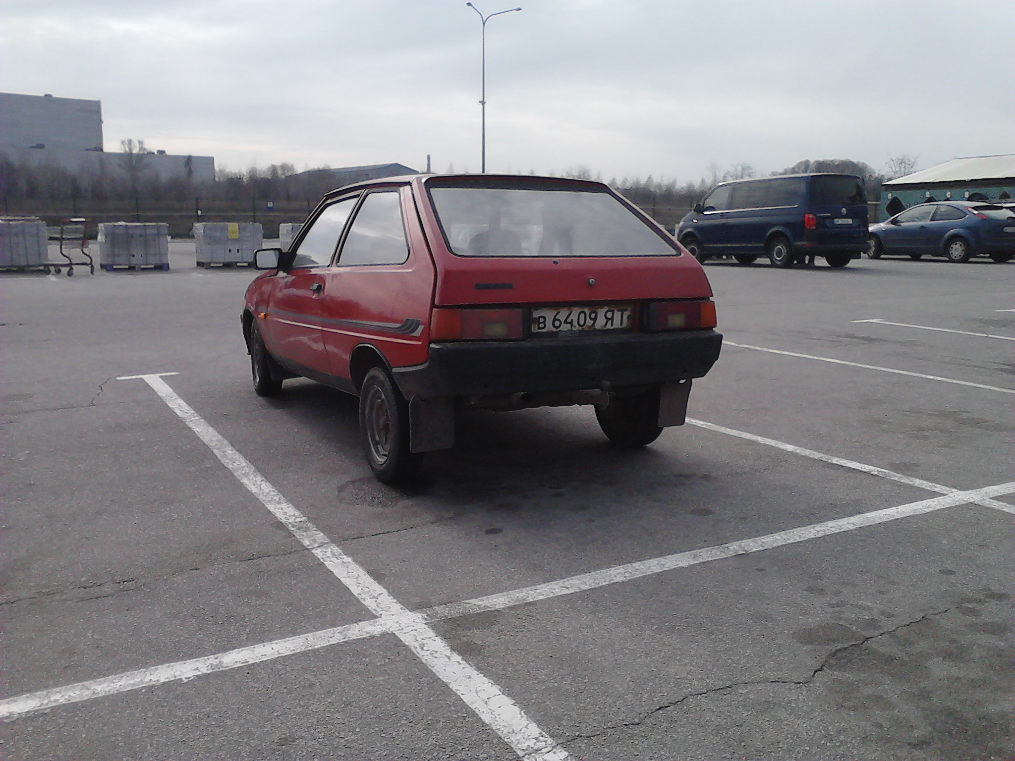 в 6409 ЯТ, ZAZ 1102 1102 Таврия (Tavria) Hatch, 1987–2007