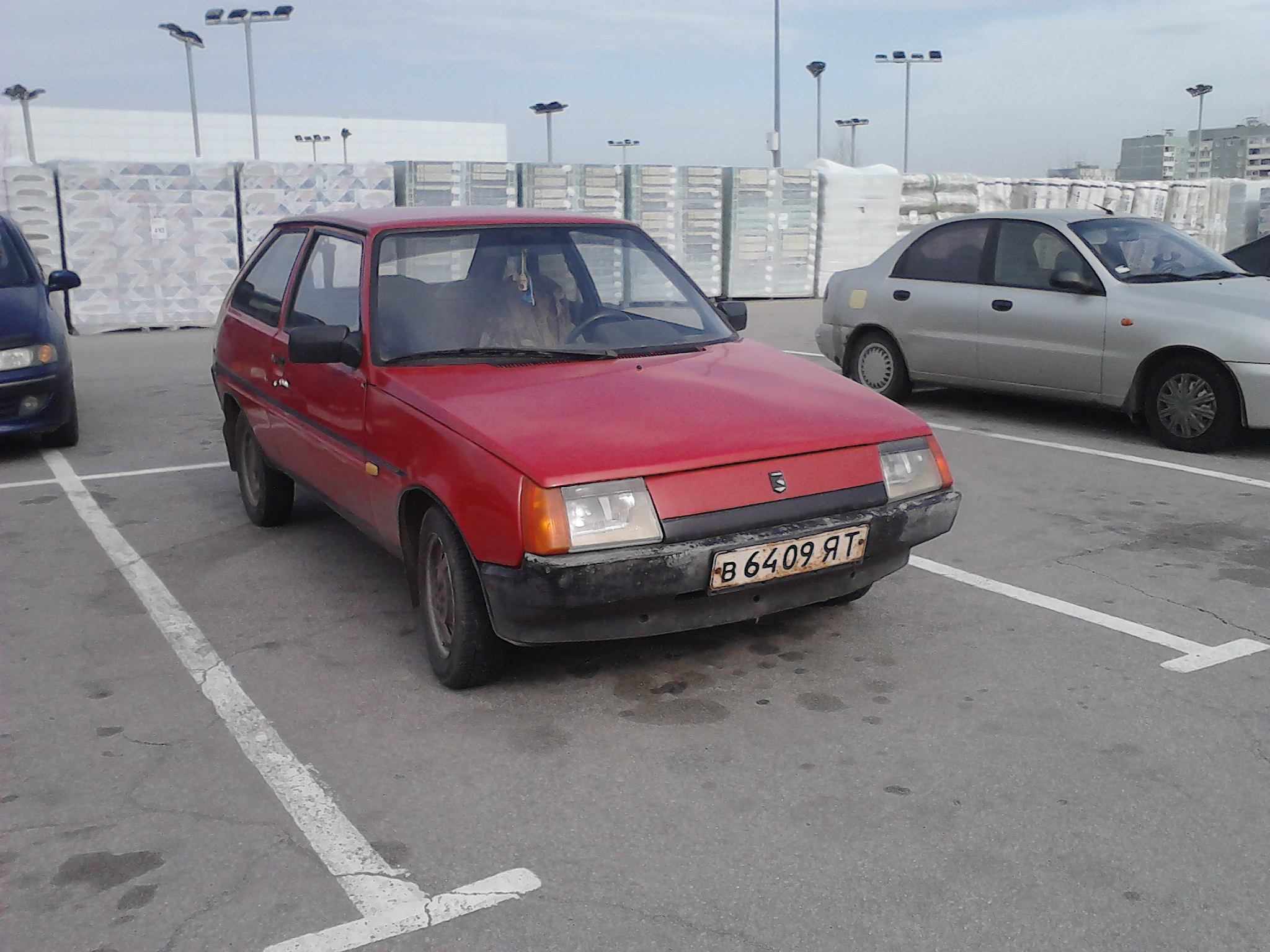 в 6409 ЯТ, ZAZ 1102 1102 Таврия (Tavria) Hatch, 1987–2007