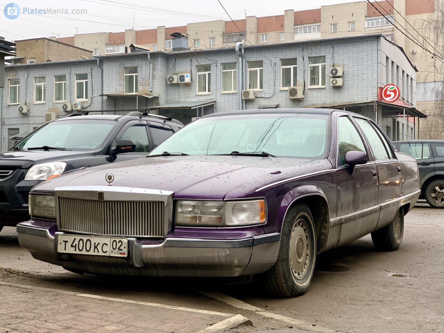 т 400 кс 02, Cadillac Fleetwood 2nd gen Sedan (D-body), 1992–1996