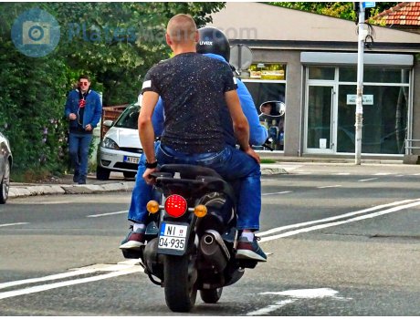 NI 04-935, Aprilia Scarabeo