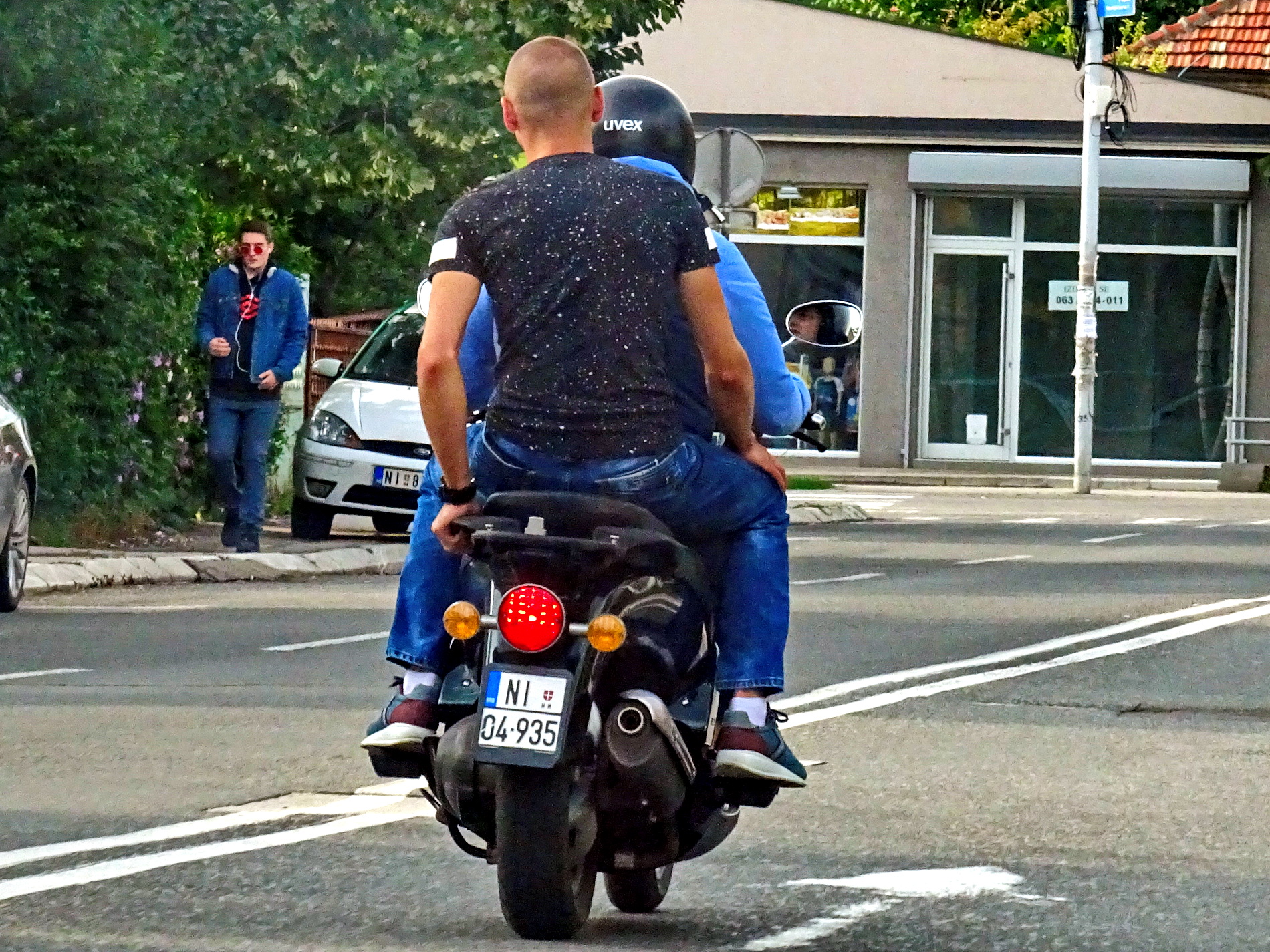 NI 04-935, Aprilia Scarabeo 