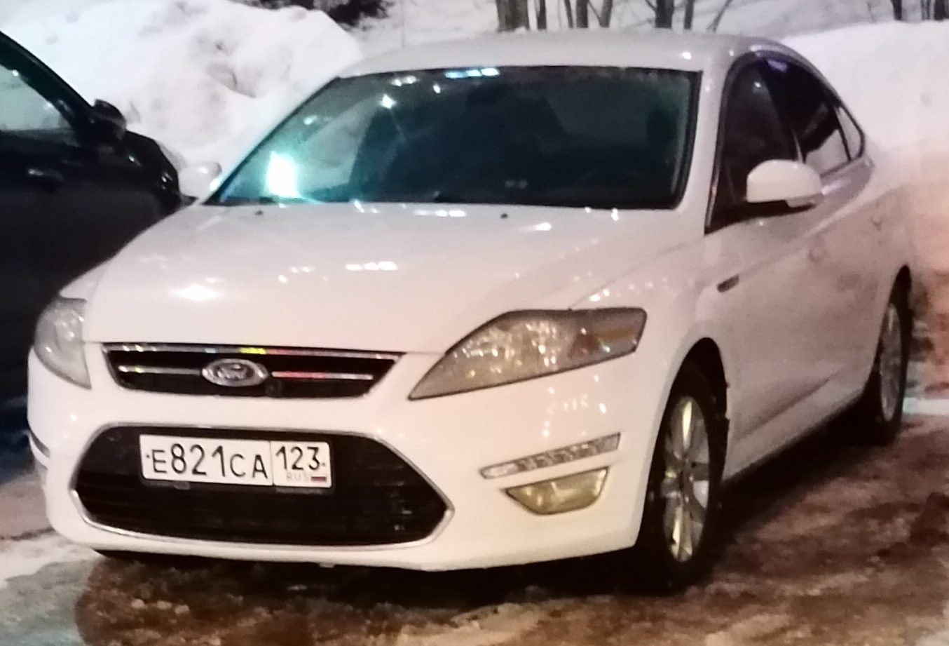 е 821 са 123, Ford Mondeo 3rd gen Sedan/Liftback (Mk4; CD345), facelift, 2010–2014