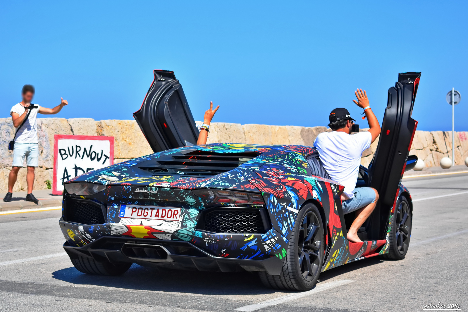 POGTADOR, Lamborghini Aventador LP700-4, 2011–2016
