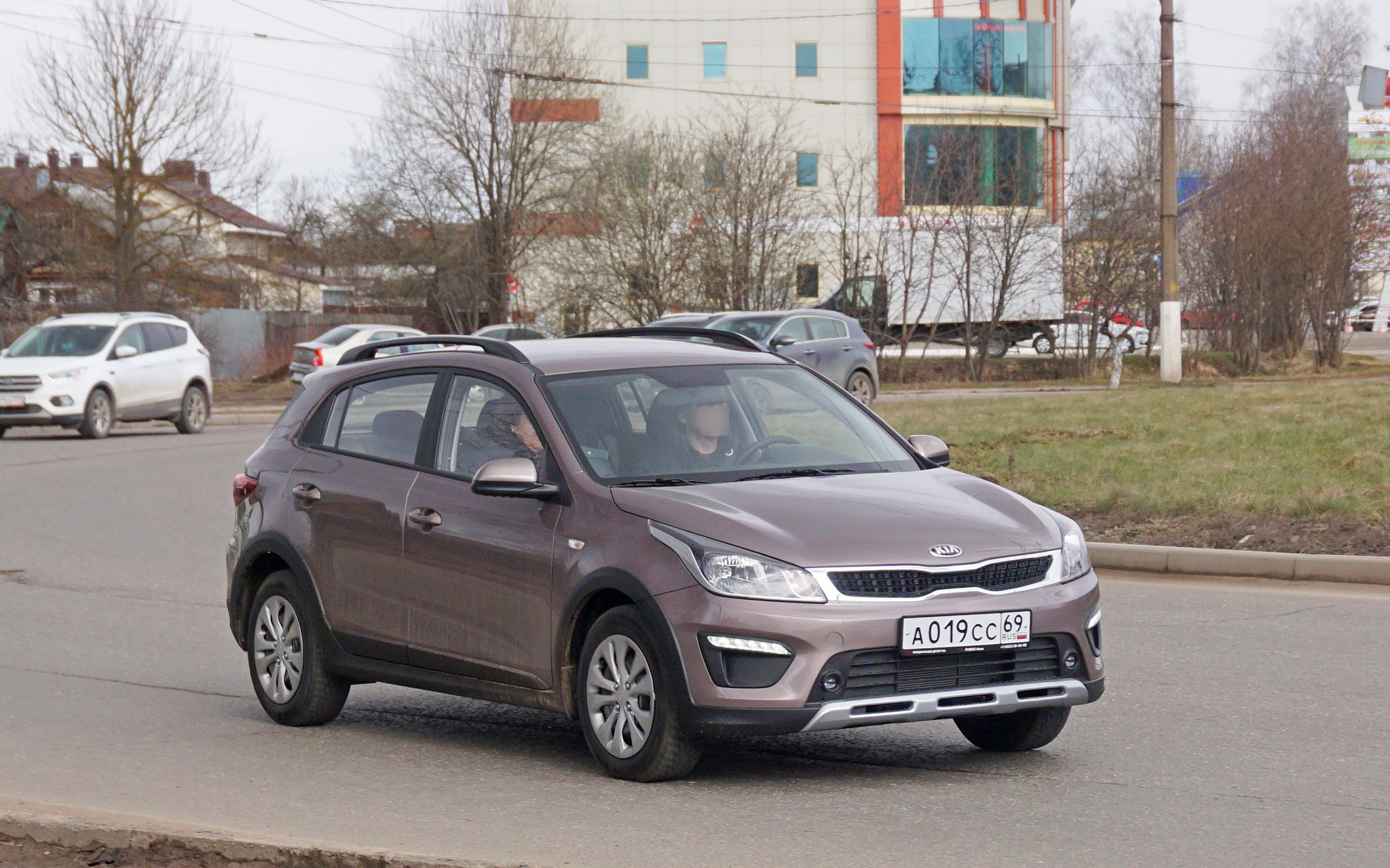 а 019 сс 69, Kia Rio 4th gen X-Line Hatch (FB; CIS-market), 2017–2020