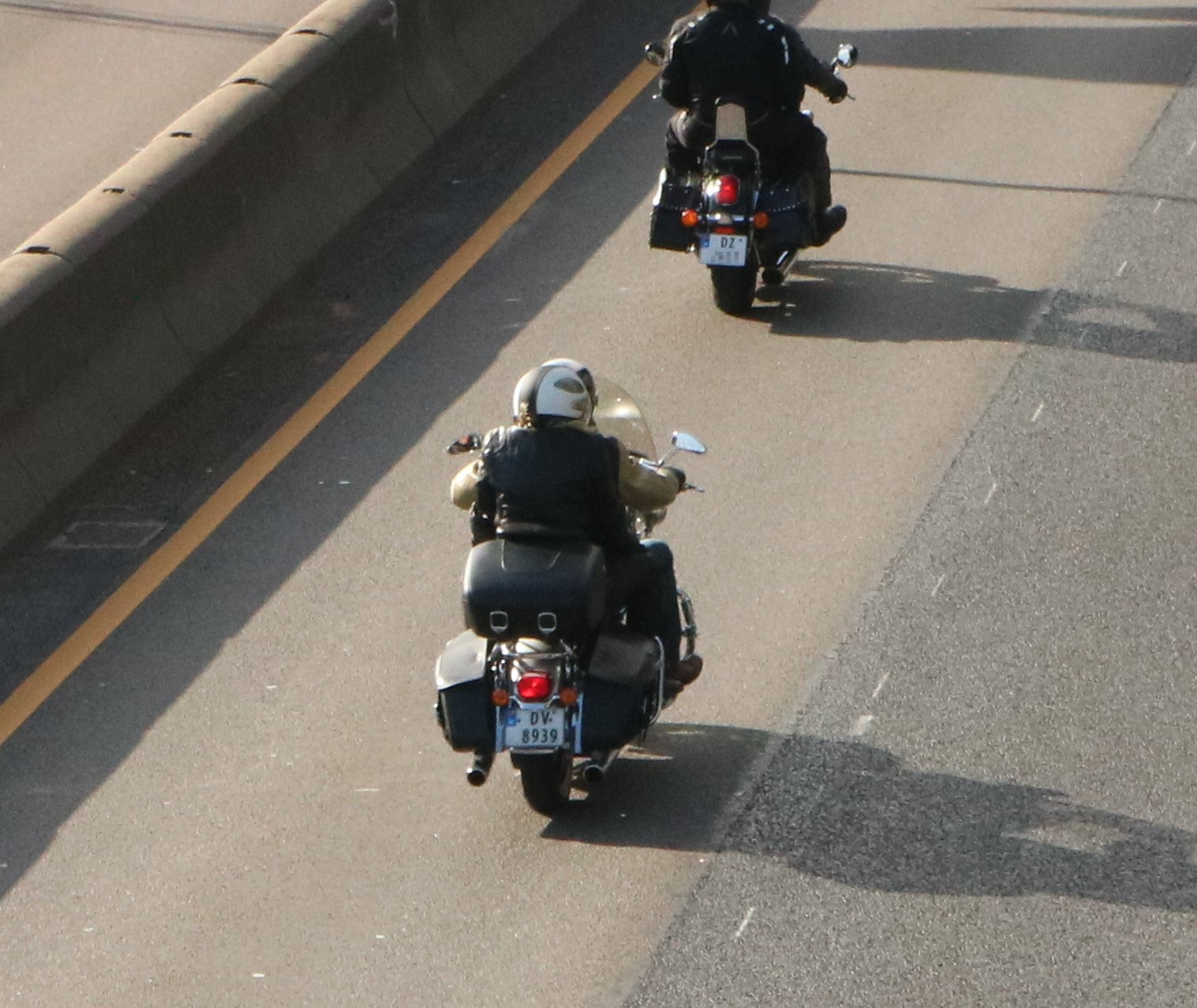 DV 8939, Harley-Davidson FL 