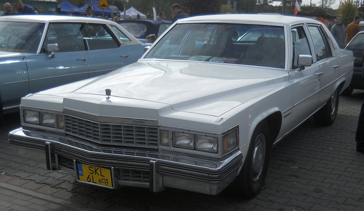 SKL 6L, Cadillac Fleetwood Brougham (69; D-body), 1976–1986