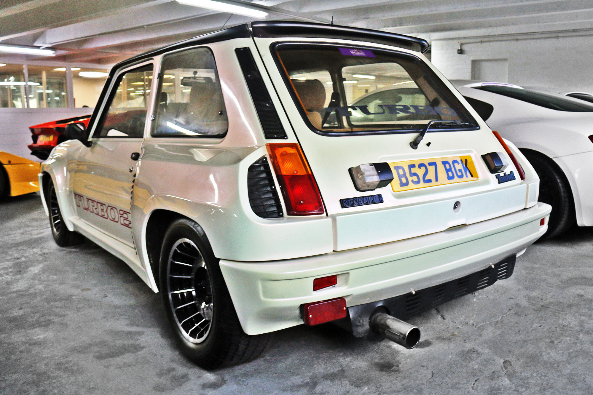 B527BGK, Renault 5 1st gen Turbo (822), 1980–1986