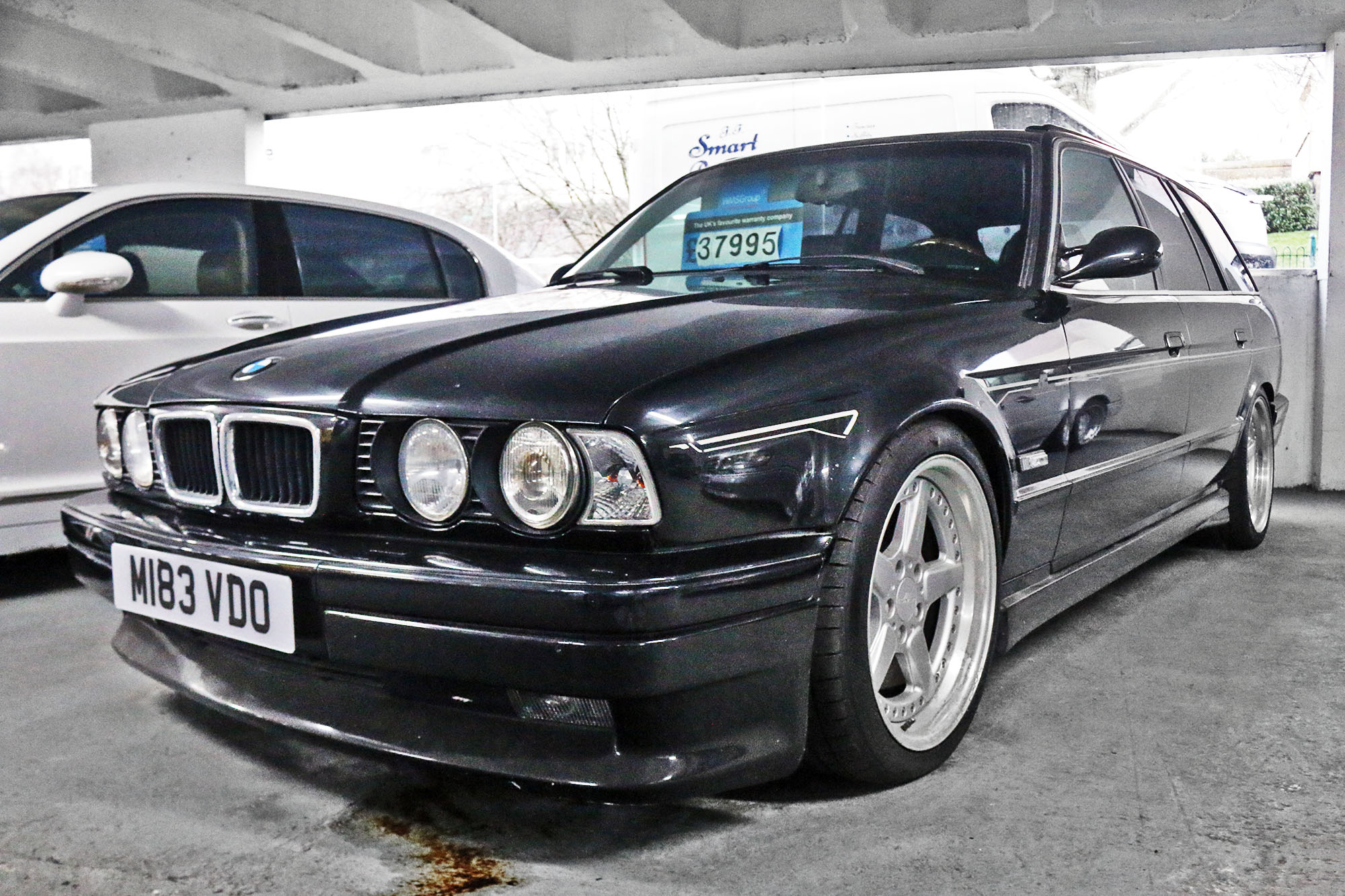 M183VDO, BMW 5 Series 3rd gen Touring (E34), 1992–1996