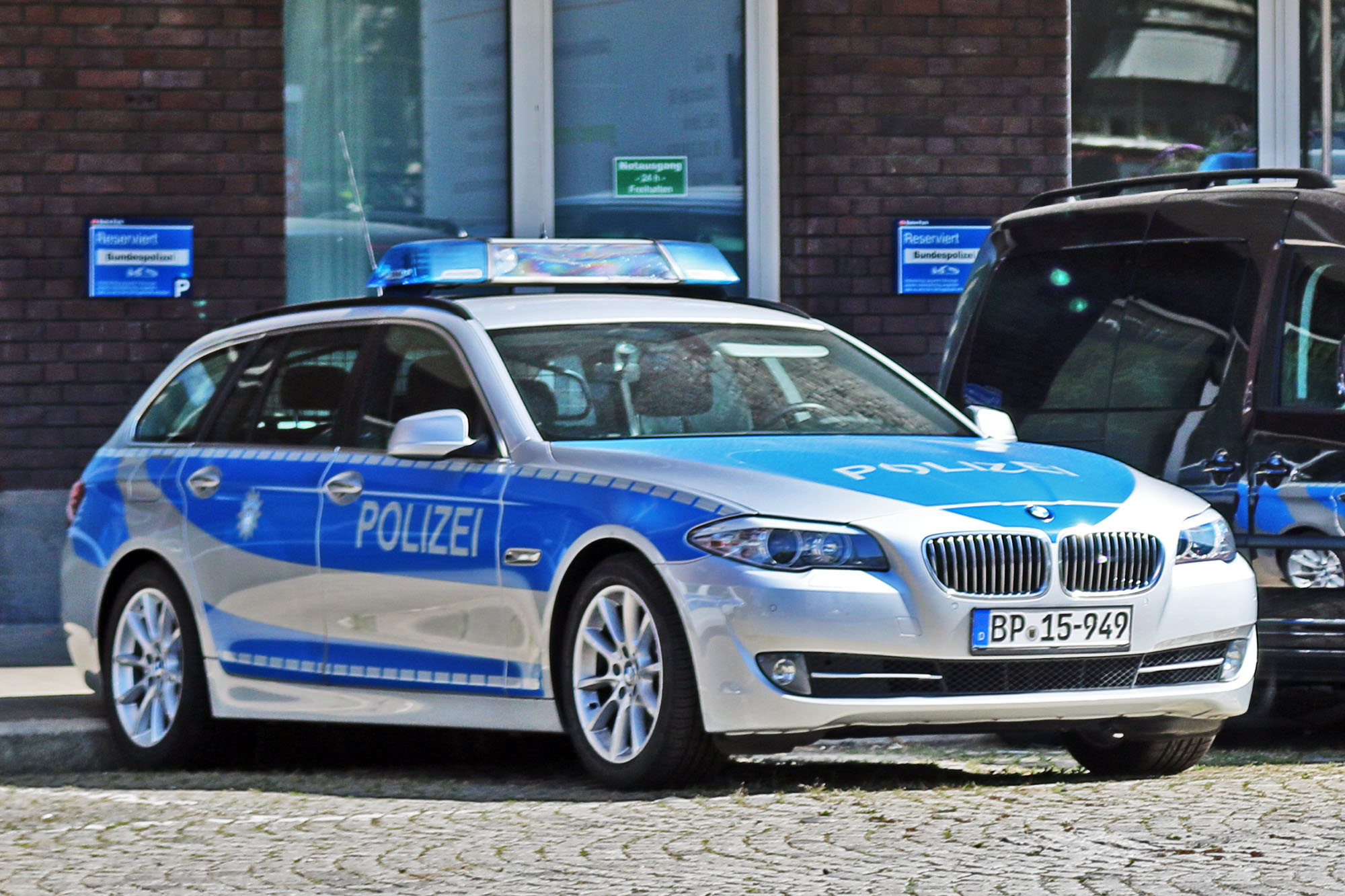 BP 15-949, BMW 5 Series 6th gen Sedan (F10/F18), 2010–2017