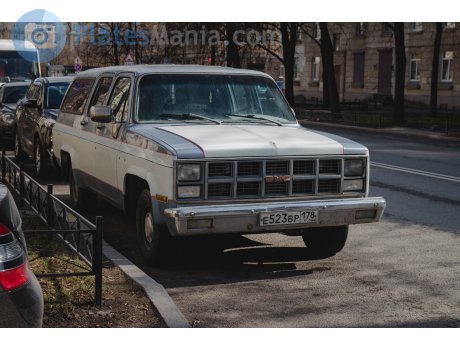 е523вр178, GMC Suburban