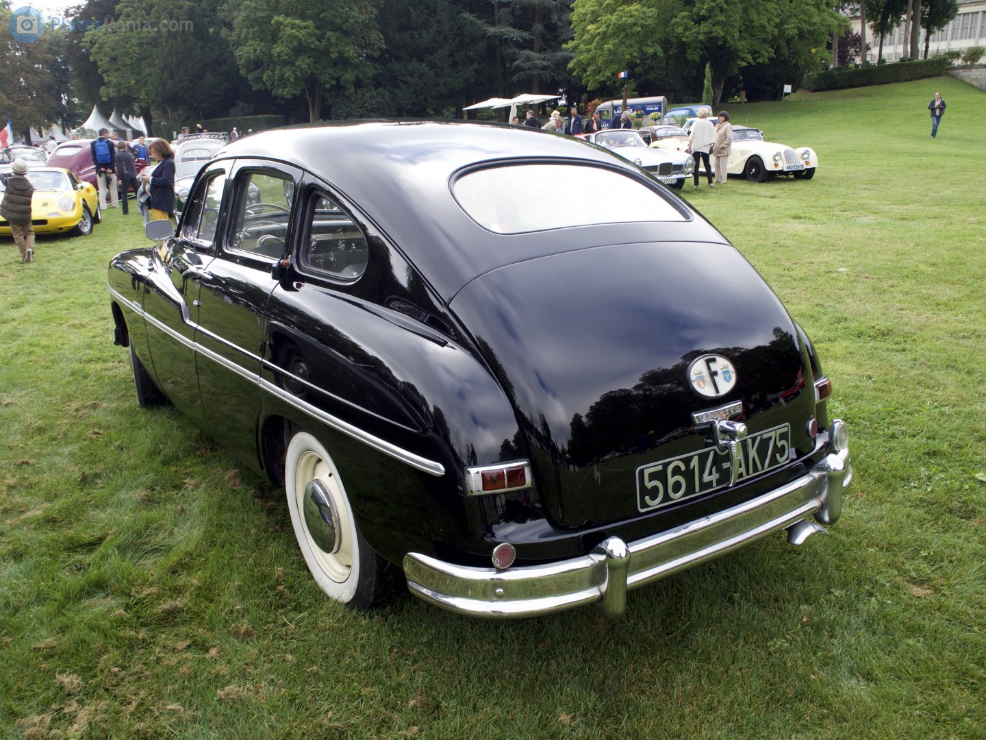 5614 AK 75, Ford Vedette 