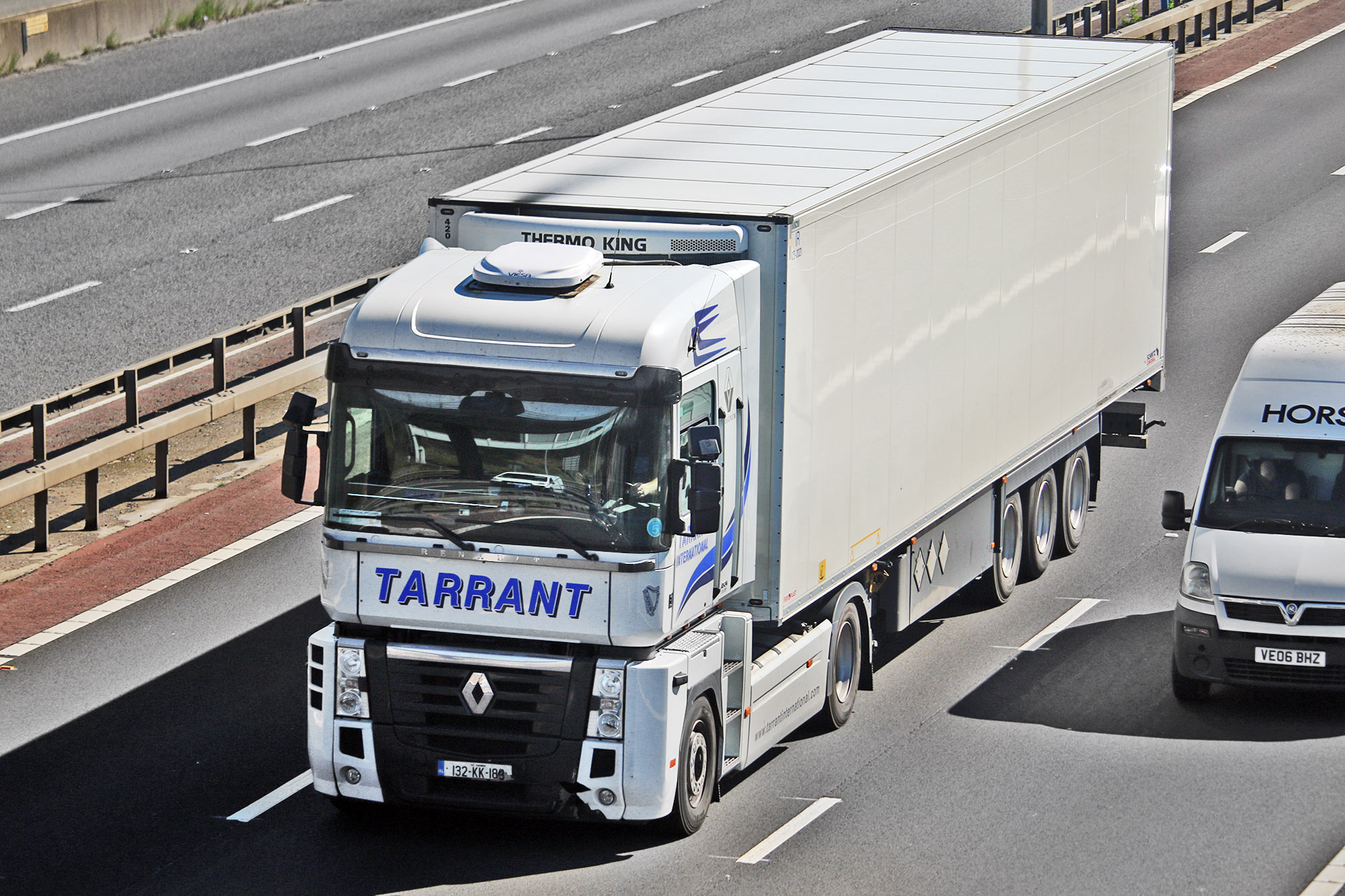 132-KK-183, Renault Magnum 3rd gen and 4th gen, 2001–2013