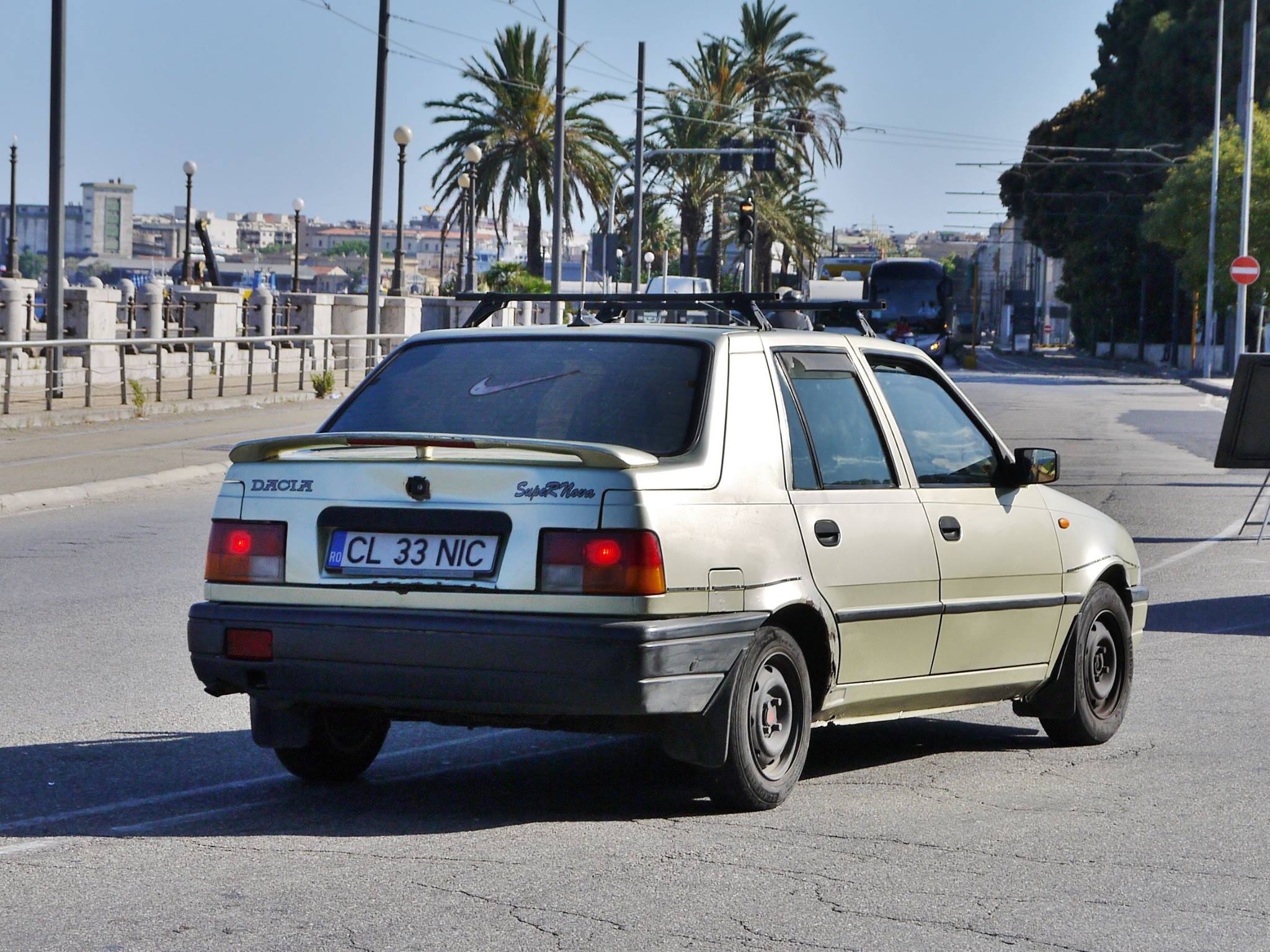 CL 33 NIC, Dacia Super Nova 1st gen, 2000–2003