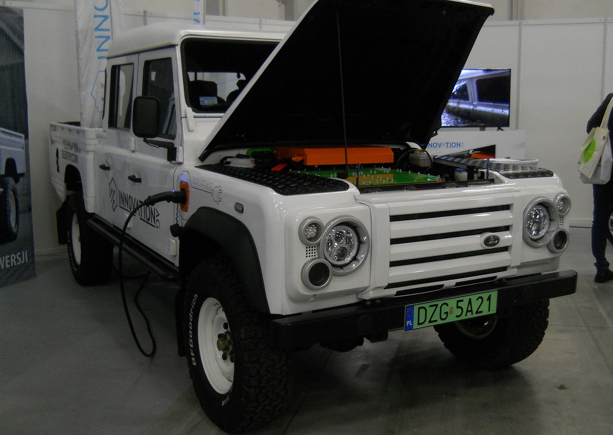 DZG 5A21, Land Rover Defender 