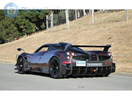 AK-01604, Pagani Huayra