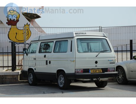 1-KNP-86, Westfalia California