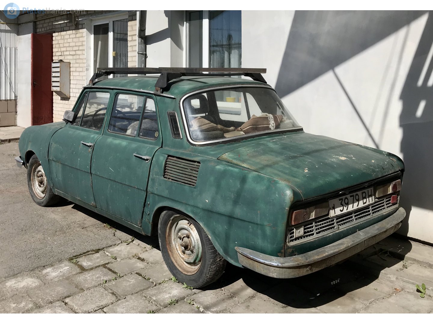 i 3979 ВН, Skoda 100 