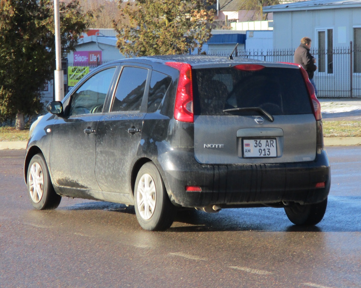 36 AR 913, Nissan Note 1st gen (E11), 2005–2013