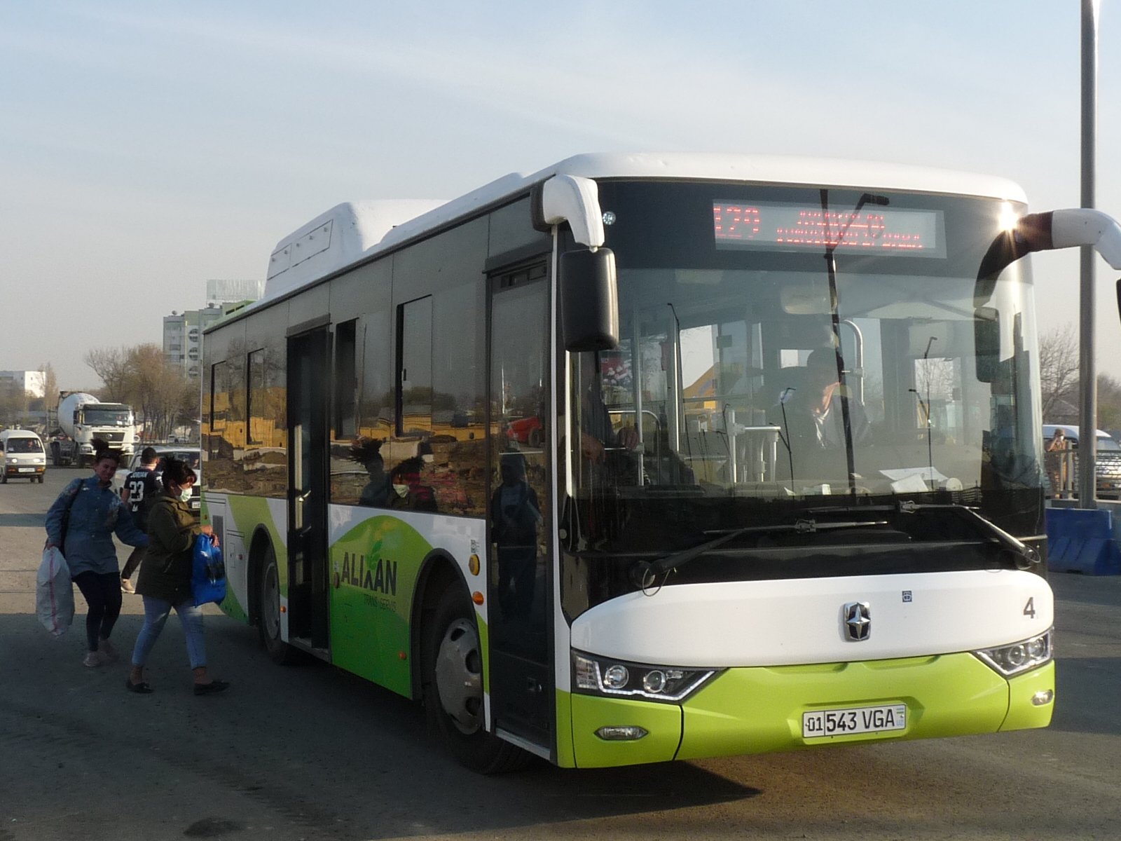 01 543 VGA, Yaxing JS-Series 