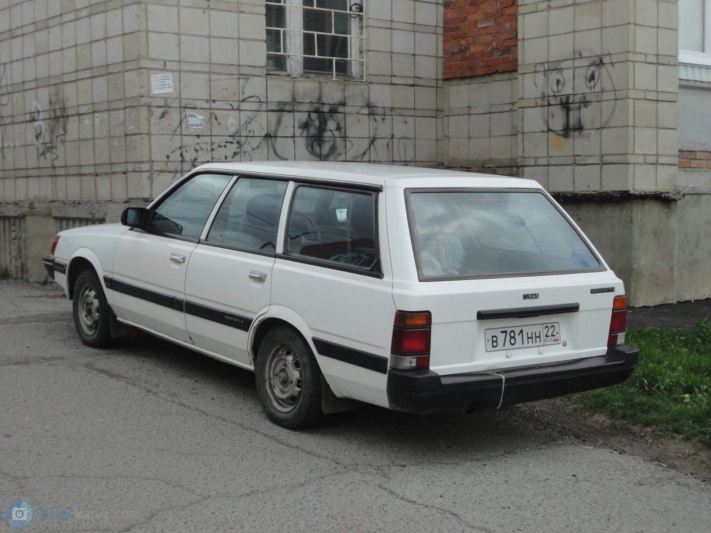 в 781 нн 22, Isuzu Geminett 2nd gen, Geminett II, Van, 09.1989–12.1993 (rebadged Subaru Leone)