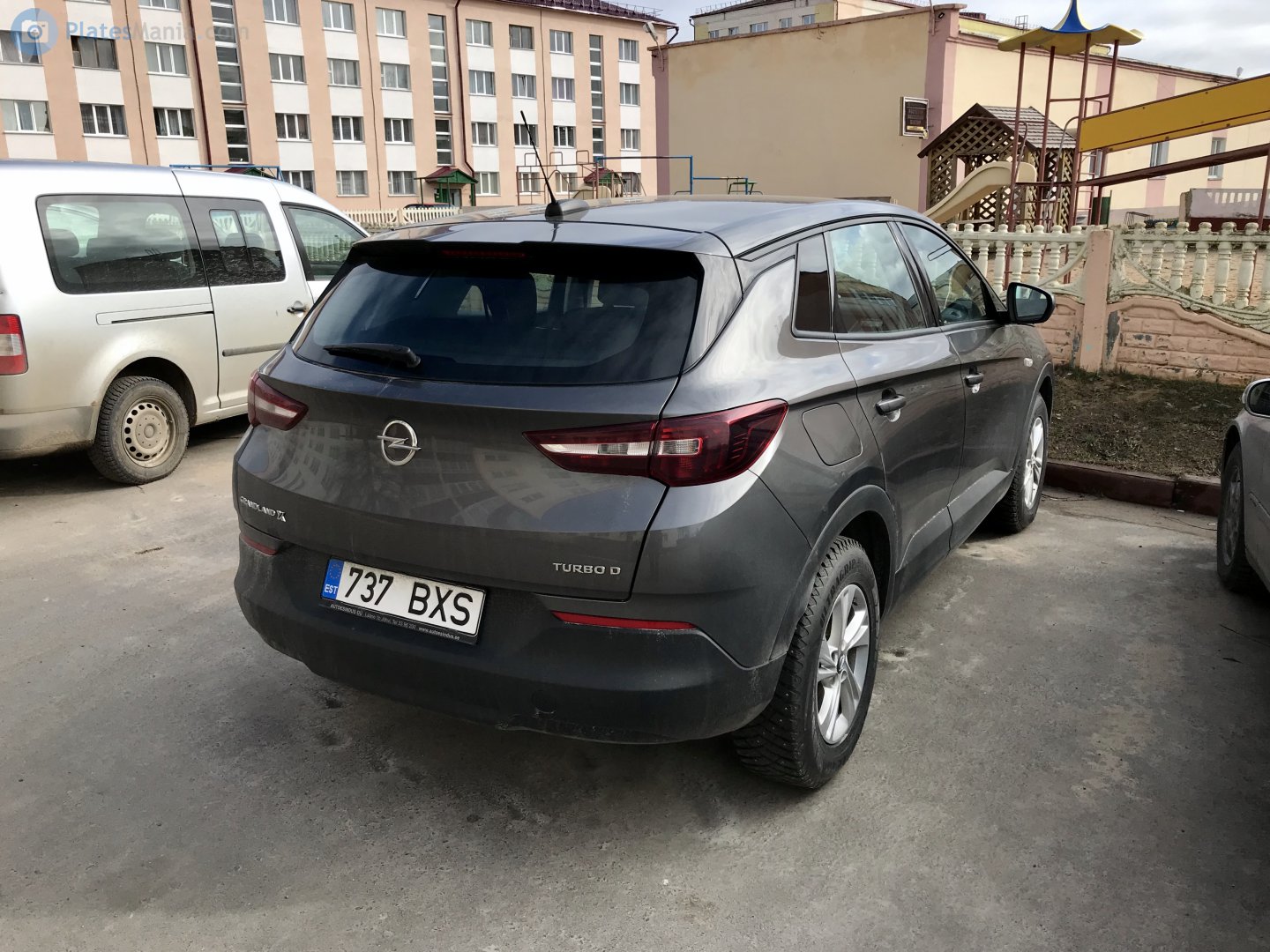 737 BXS, Opel Grandland 1st gen X (A18; P1UO), 2017–2021