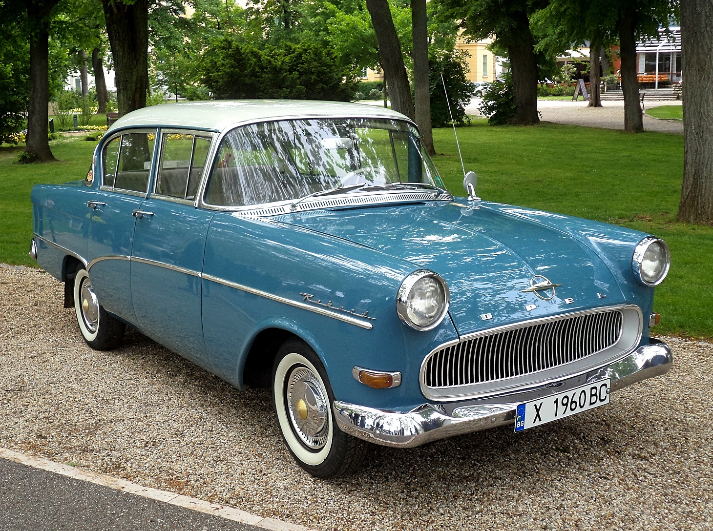 X 1960 BC, Opel Rekord 4-door Sedan (P1), 1958–1960