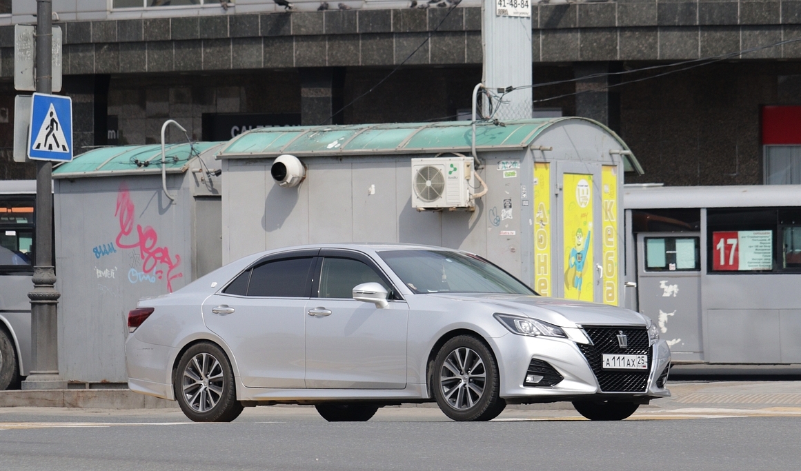 а 111 ах 25, Toyota Crown 14th gen (S210), 2012–2018  (­–2020 for CN-market)