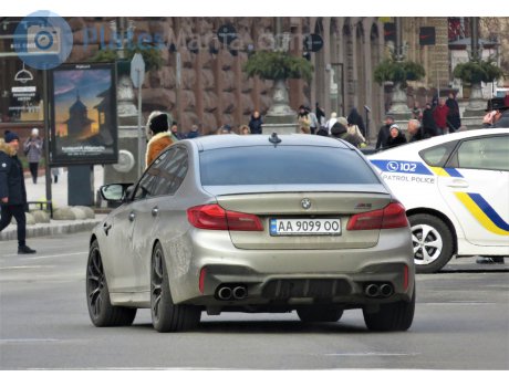 AA 9099 OO, BMW M5