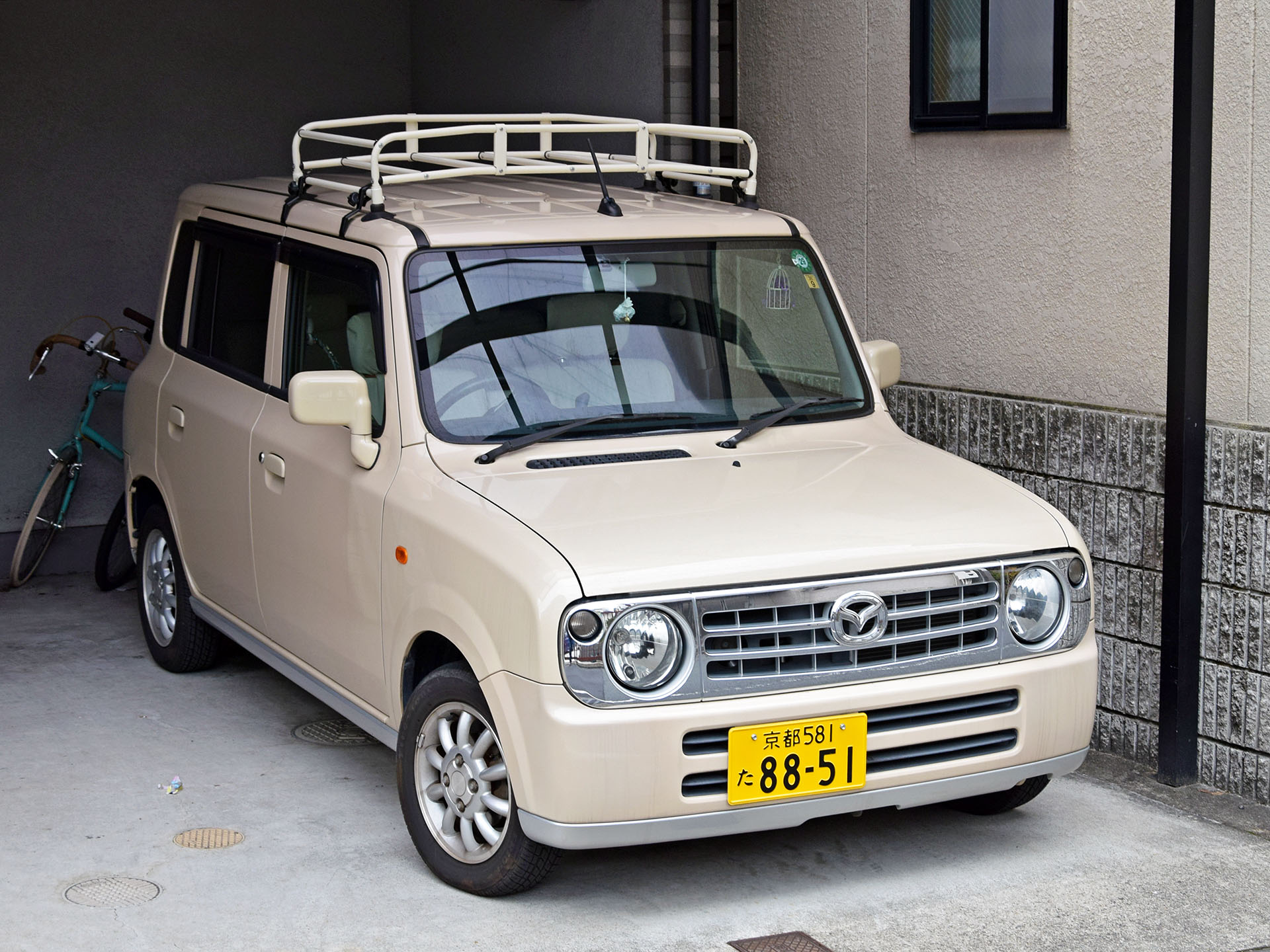 京都 581 た 8851, Mazda Spiano 1st gen (HE21S), 2002–2008