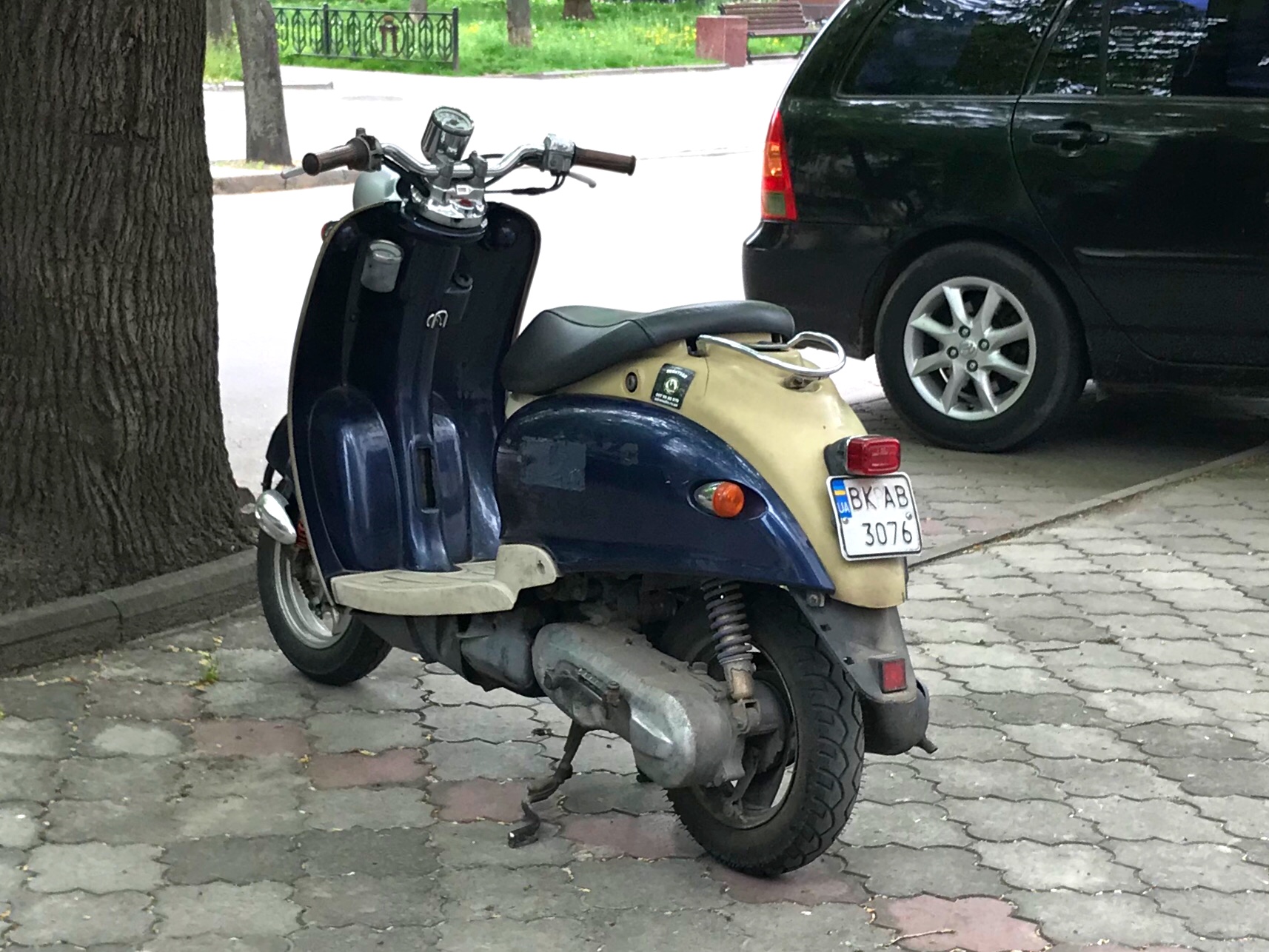 BK 3076 AB, Yamaha Vino 