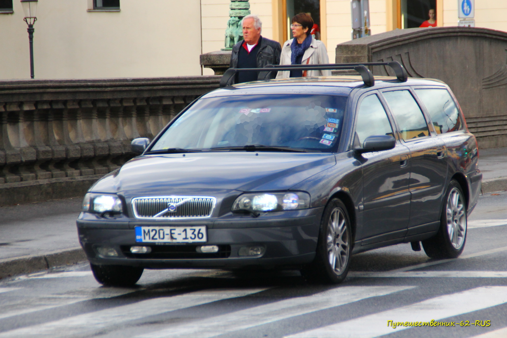 M20-E-136, Volvo V70 2nd gen (285), 2000–2007