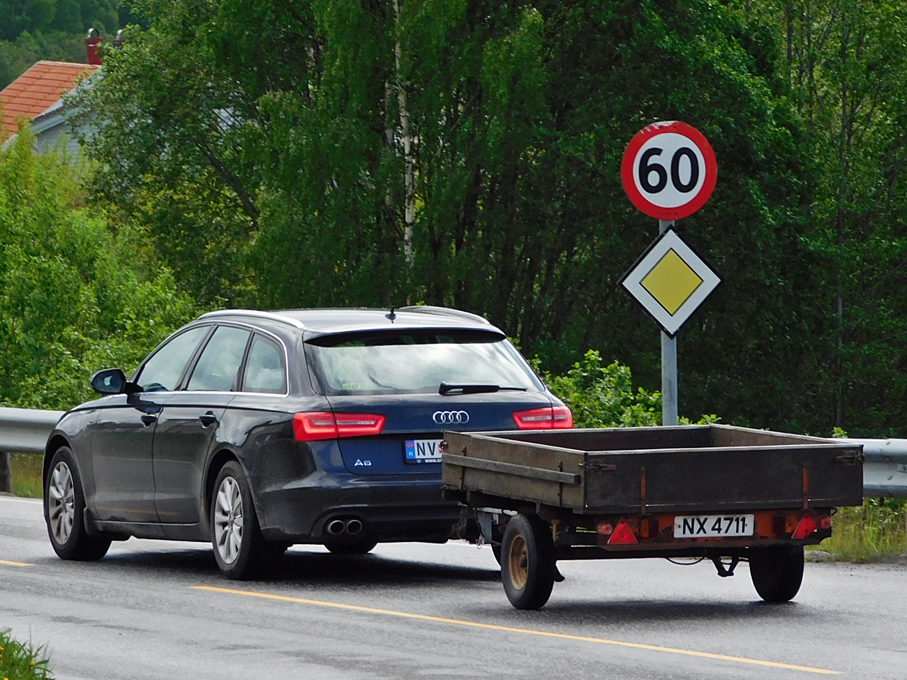 NX 4711, Trailers, motorcycles, special vehicles 